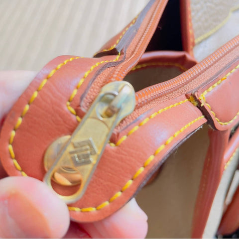 Vintage Dooney & Bourke Two Tone Pebble Leather Handbag