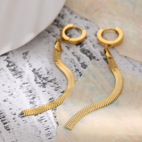 Gussie Fluid Chain Earrings