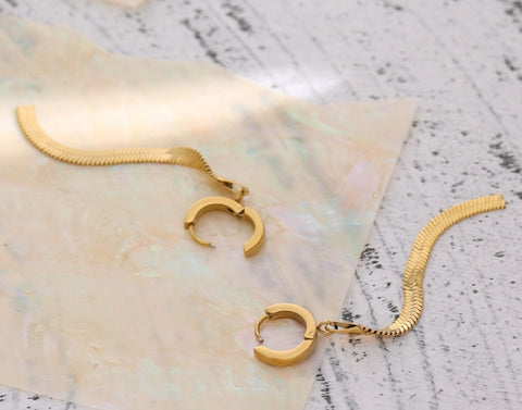 Gussie Fluid Chain Earrings