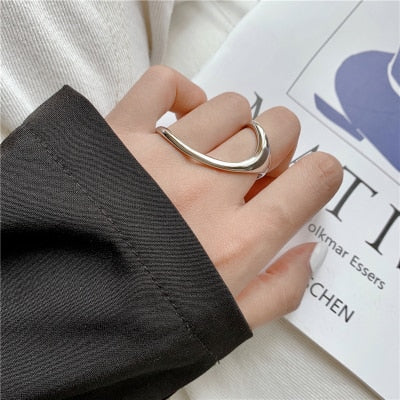 Minimalist Geometric Twisted Metal Rings - ClosetBlues