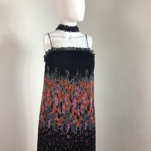 Vintage Sunray pleated cdress w/ spaghetti straps - ClosetBlues