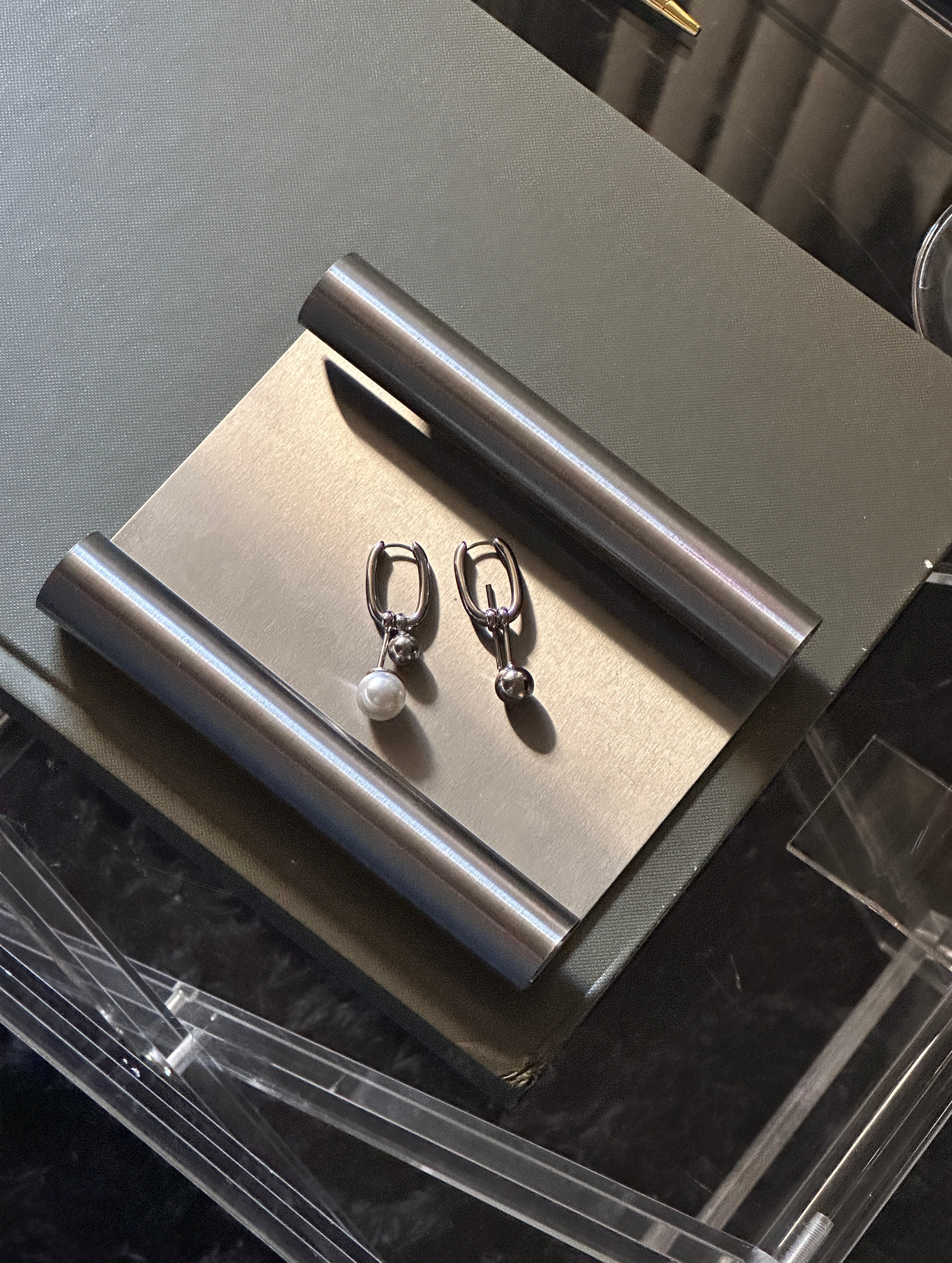 Casa Sol Abalii Argent Shield Jewelry Tray - ClosetBlues