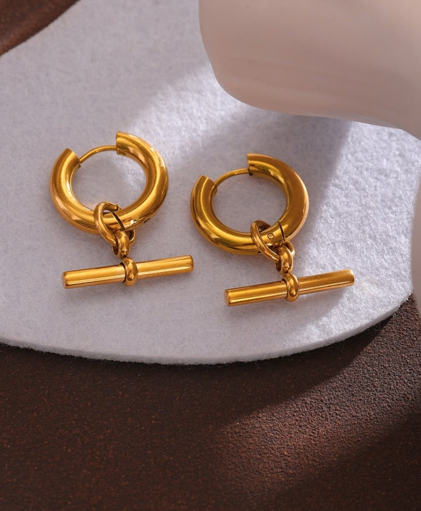 Gussie Huggie Earrings