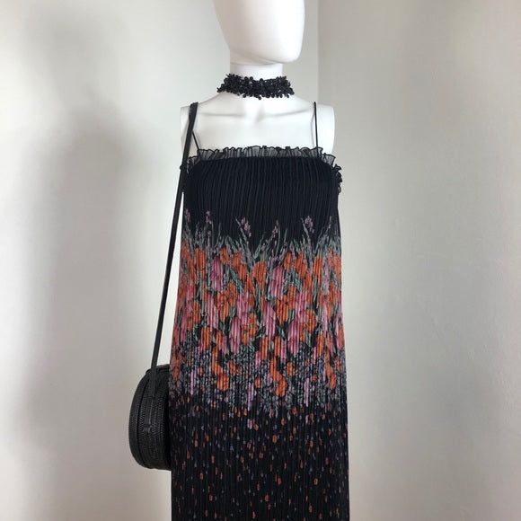 Vintage Sunray pleated cdress w/ spaghetti straps - ClosetBlues